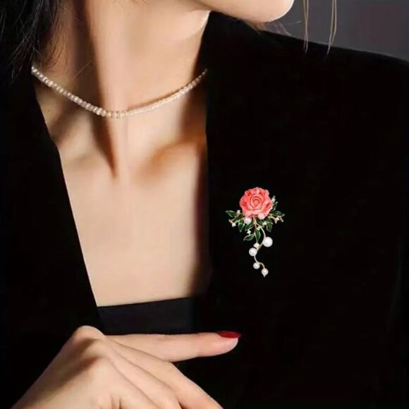 NEW Romantic Carved Pink Rose and Pearl Brooch Pin - Picture 2 of 5
